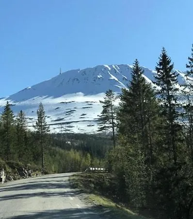 Casa de Férias Authentic Overlooking Mosvann *