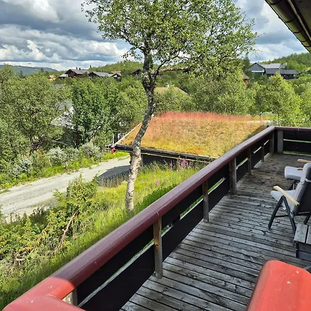 Casa de Férias Authentic Overlooking Mosvann